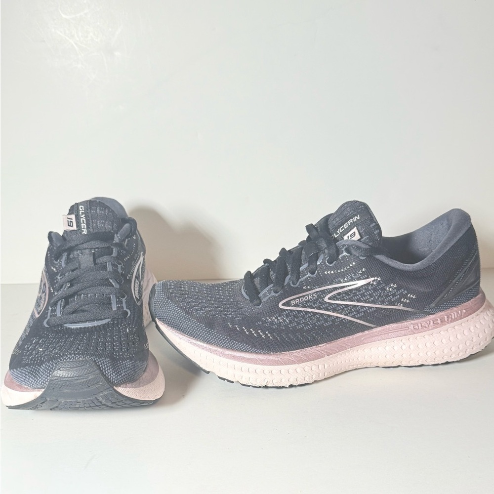 Brooks Glycerin 19 Women's Size 8 Running Shoes Black Pink Athletic Sneakers